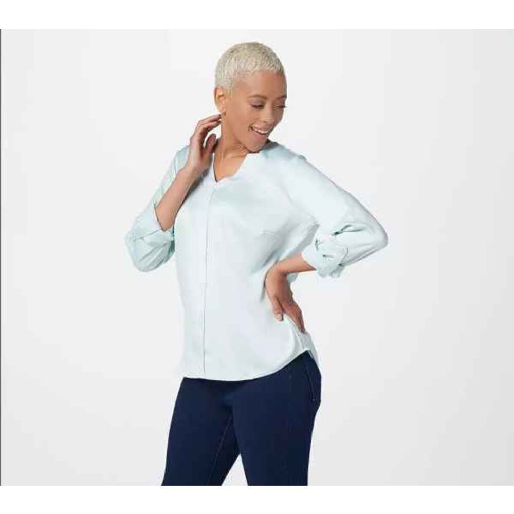 Elizabeth & Clarke Curved Hem Roll-Tab Sleeve Blouse w/StainTech Seaglass Size 6